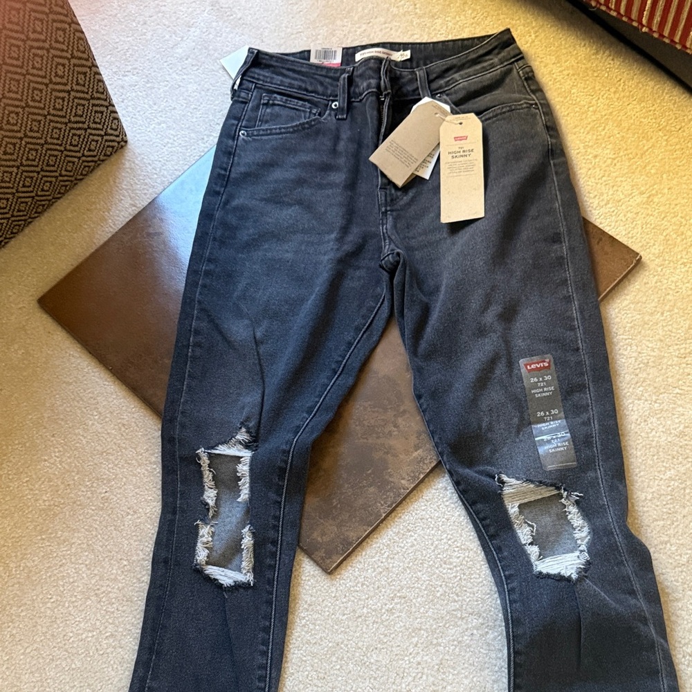 Levi's Women's Ripped Gray Skinny Jeans